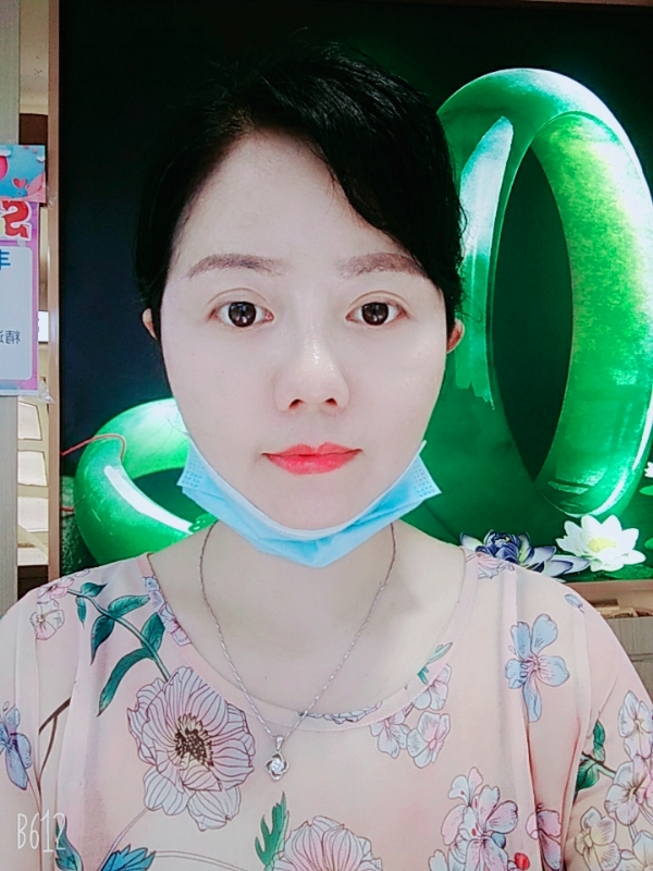舞月飘雪的第二张照片--孝感相亲服务中心