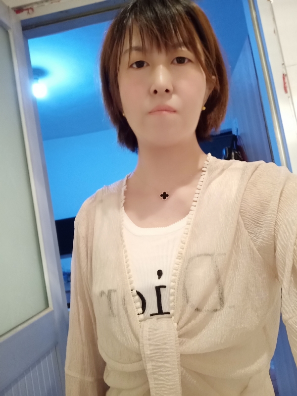 芬儿的第三张照片--孝感相亲服务中心