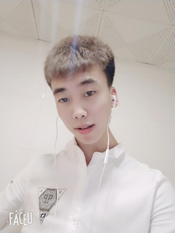 晚枫的第二张照片--孝感相亲服务中心