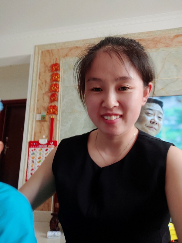 睿智的第一张照片--孝感相亲服务中心