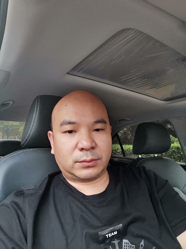 爷们已经老了的第一张照片--孝感相亲服务中心