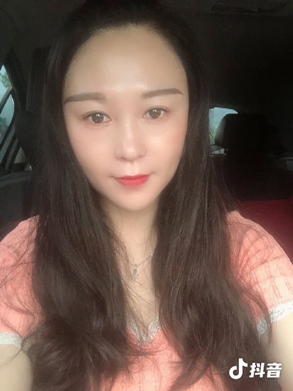 云云的第一张照片--孝感相亲服务中心