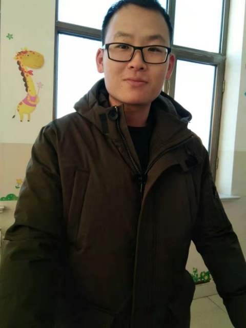 品上男人的第一张照片--孝感相亲服务中心