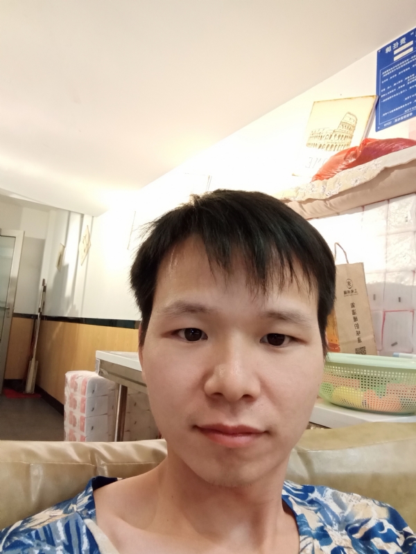 万里无云的第一张照片--孝感相亲服务中心