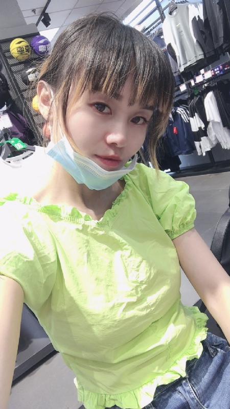 婀娜袅袅的第一张照片--孝感相亲服务中心