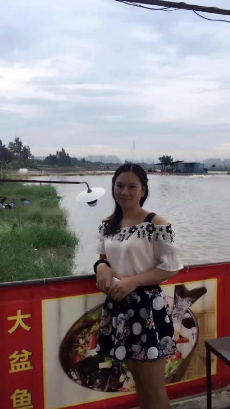 莹莹的第一张照片--孝感相亲服务中心