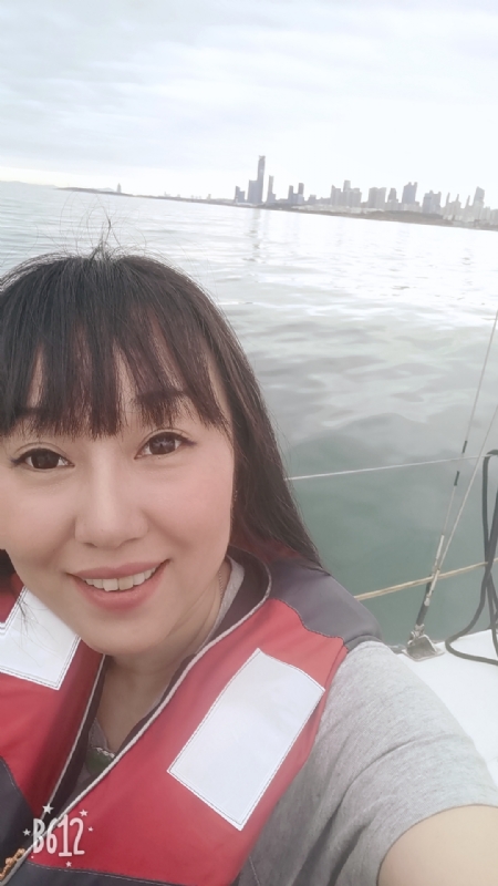 月的第二张照片--孝感相亲服务中心
