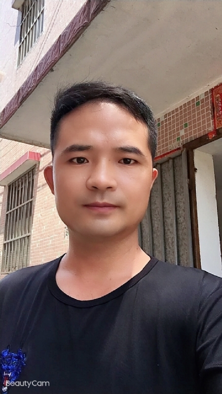 言飞的第一张照片--孝感相亲服务中心