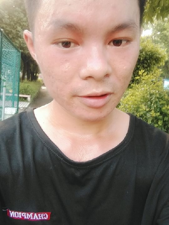 楠呐的第二张照片--孝感相亲服务中心