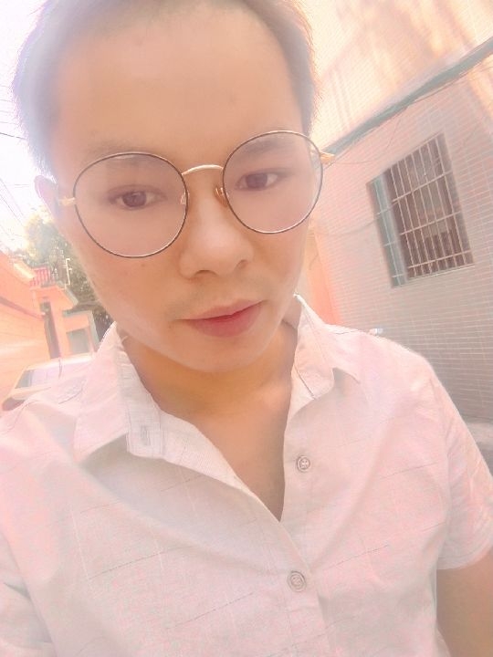 楠呐的第四张照片--孝感相亲服务中心
