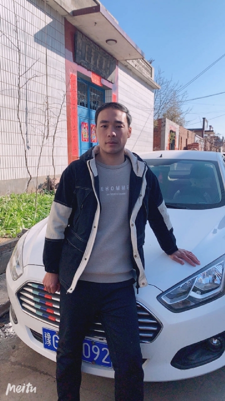 一片云的第一张照片--孝感相亲服务中心