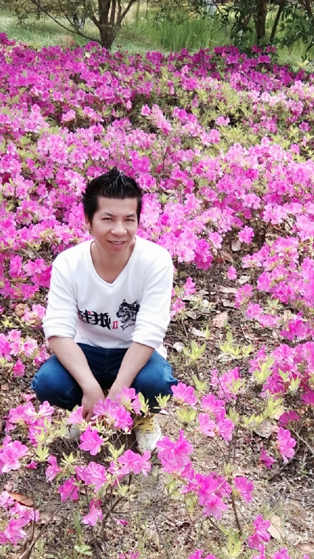 云淡风轻的第一张照片--孝感相亲服务中心