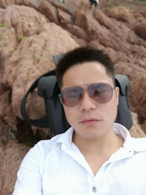 易听的第一张照片--孝感相亲服务中心