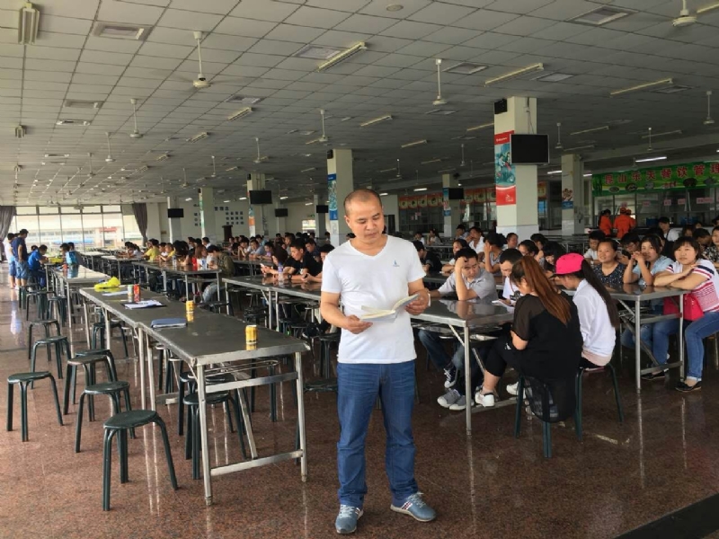 人在旅途的第二张照片--孝感相亲服务中心