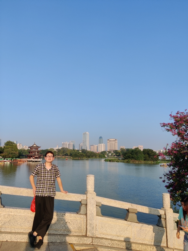 萍水相逢晏的第一张照片--孝感相亲服务中心