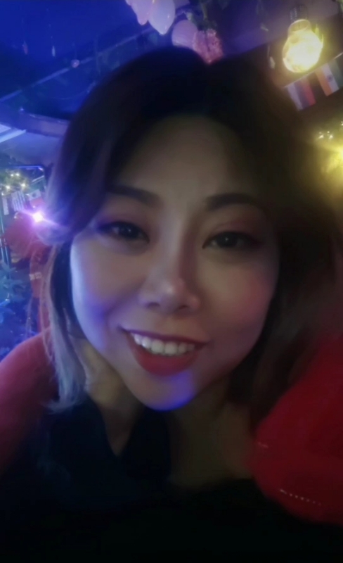 收快递的费仙女的第一张照片--孝感相亲服务中心