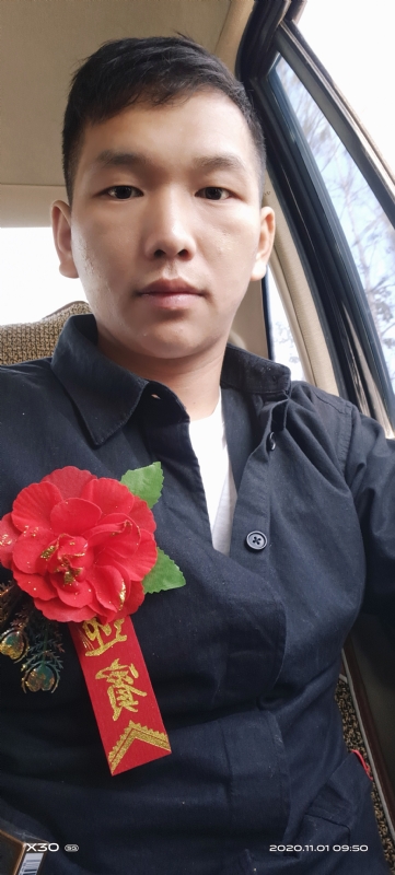 可爱的小猪的第一张照片--孝感相亲服务中心