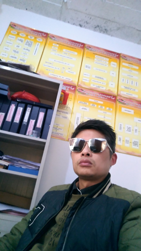 泽少的第一张照片--孝感相亲服务中心