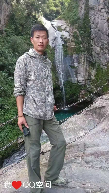 陌颜的第一张照片--孝感相亲服务中心