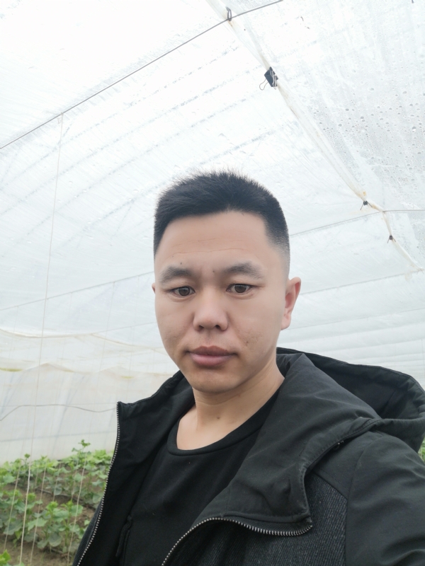 宇成的第一张照片--孝感相亲服务中心