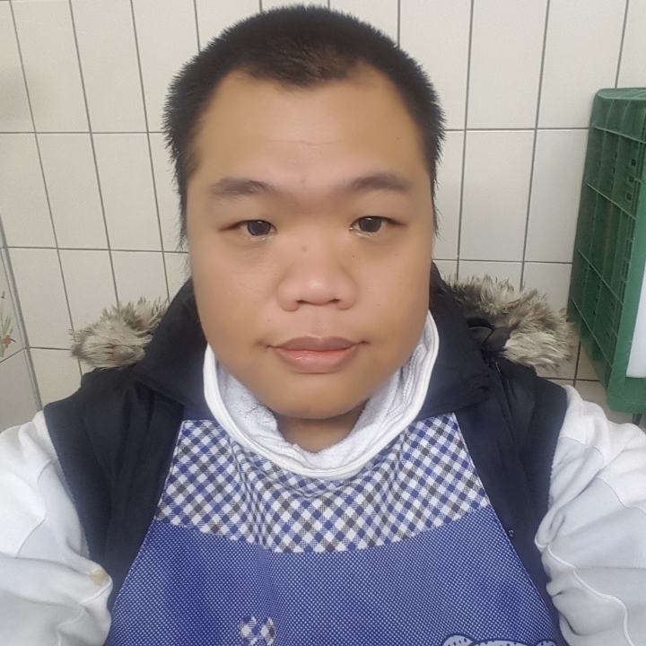 黑熊的第一张照片--孝感相亲服务中心