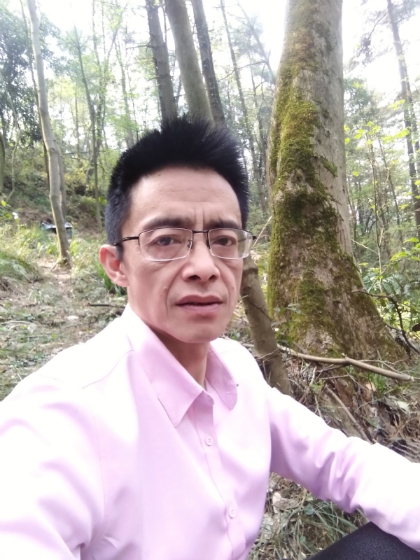 吴彬的第一张照片--孝感相亲服务中心