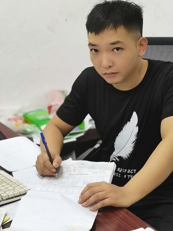 寻找另一伴的第一张照片--孝感相亲服务中心