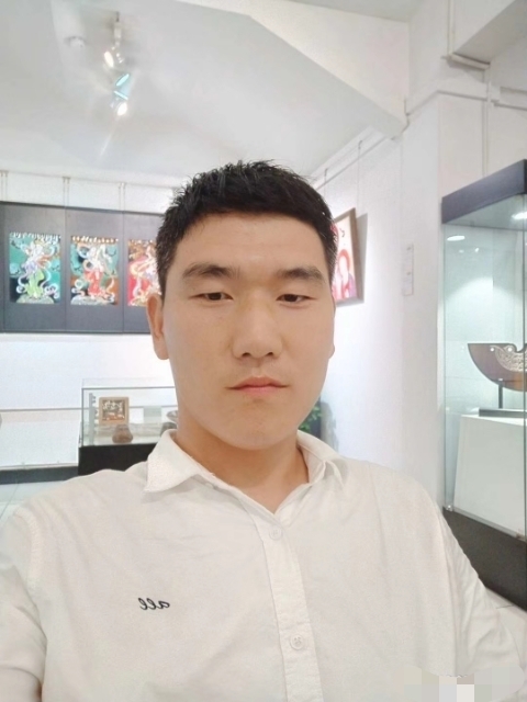 自律人生的第一张照片--孝感相亲服务中心