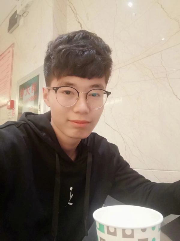 小张的第一张照片--孝感相亲服务中心