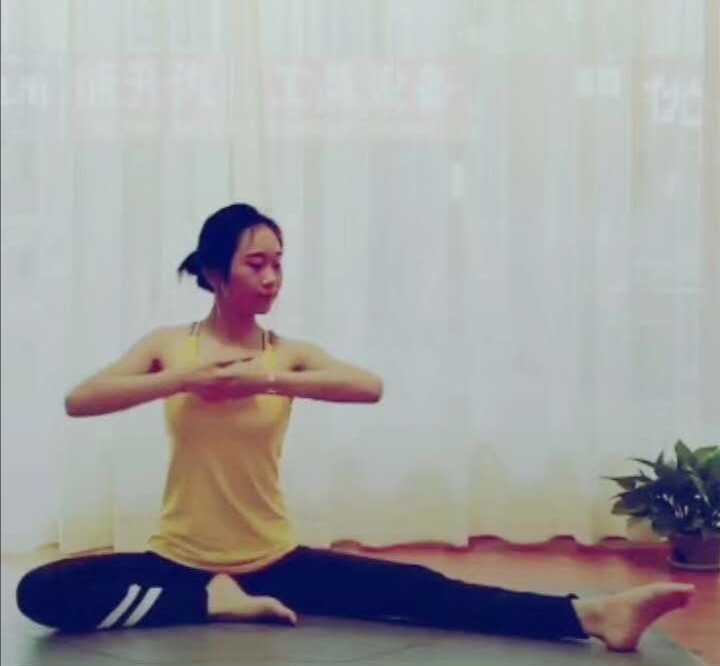 静静子的第一张照片--孝感相亲服务中心