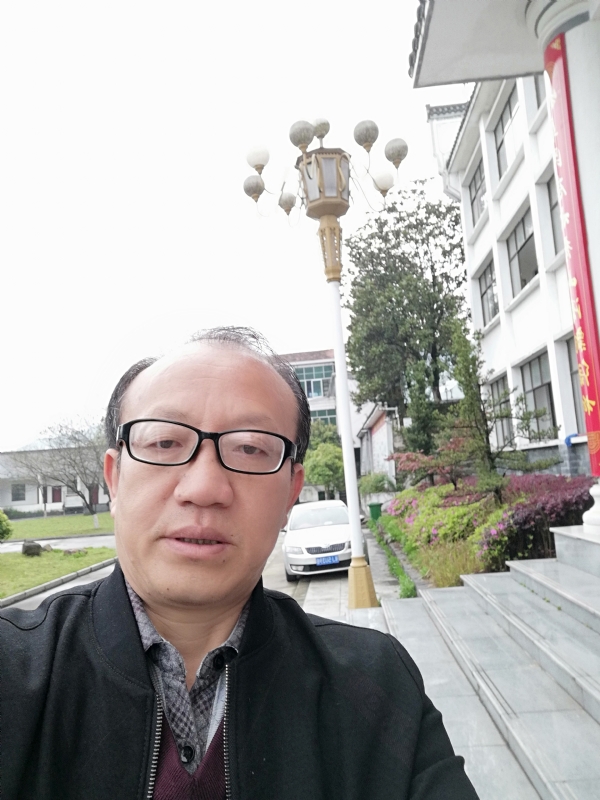 玫瑰祥云的第二张照片--孝感相亲服务中心
