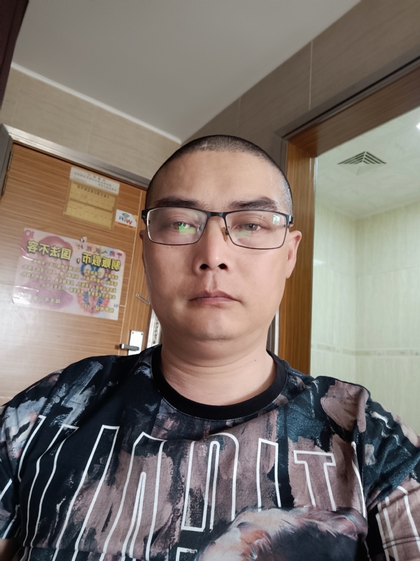 心梦无痕的第一张照片--孝感相亲服务中心