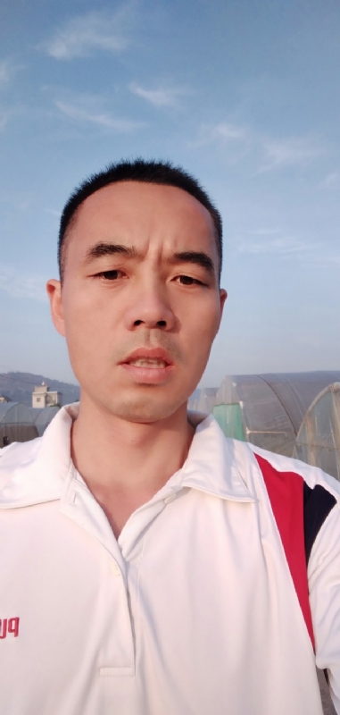 大头鱼的第一张照片--孝感相亲服务中心