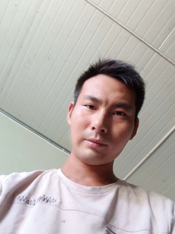快乐肥宅水的第一张照片--孝感相亲服务中心
