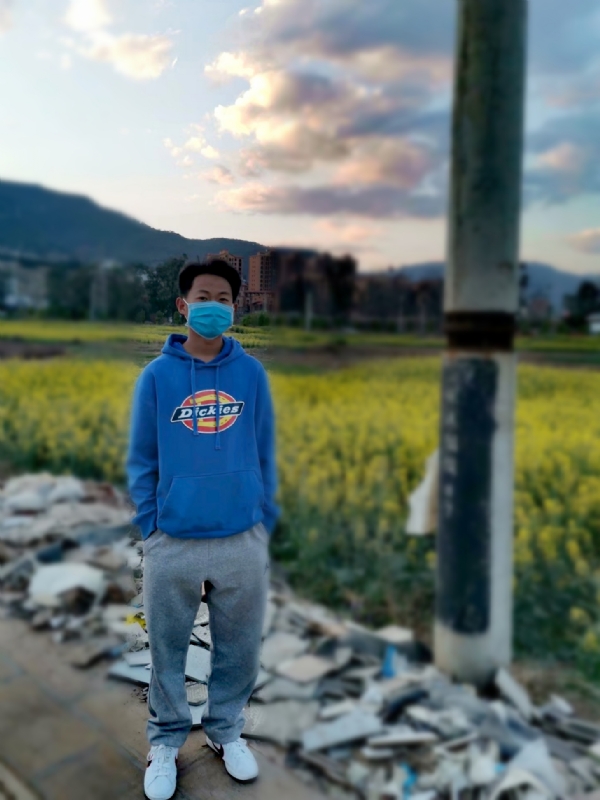 rich的第一张照片--孝感相亲服务中心