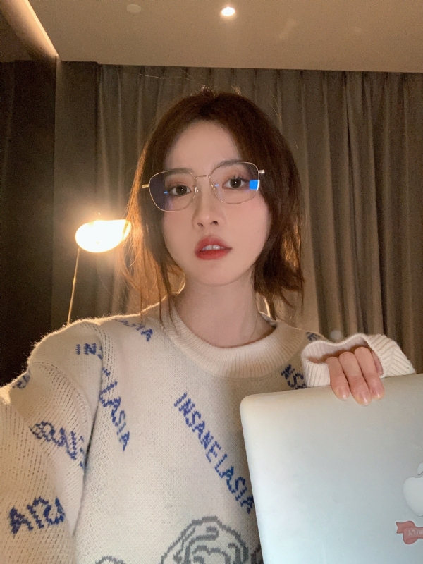 小曦的第一张照片--孝感相亲服务中心