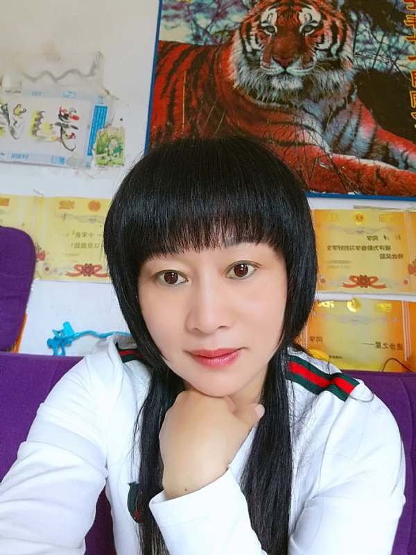 金鱼儿的第二张照片--孝感相亲服务中心