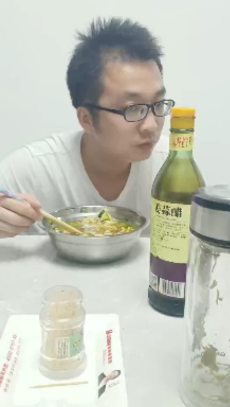 超超的第一张照片--孝感相亲服务中心