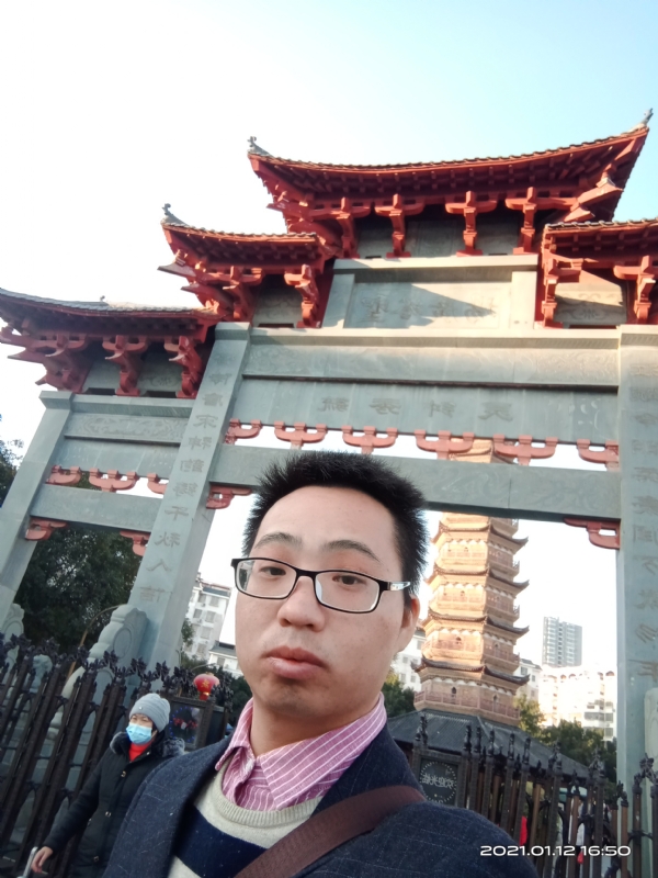 碧血丹心的第一张照片--孝感相亲服务中心