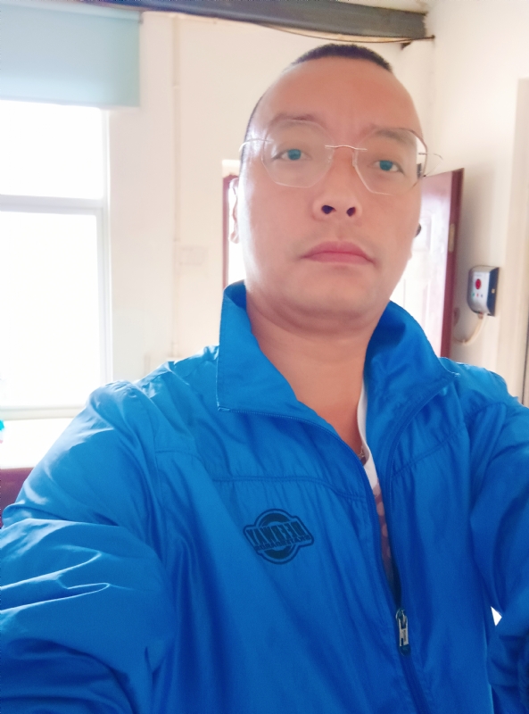 通海混混的第一张照片--孝感相亲服务中心