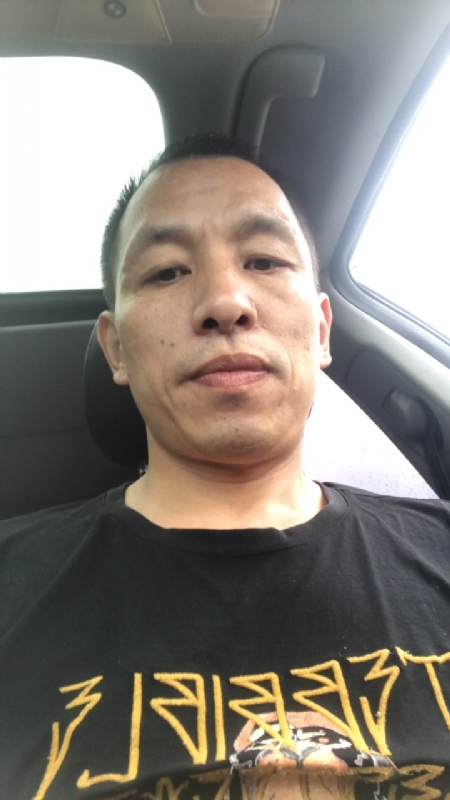 迷茫的第一张照片--孝感相亲服务中心