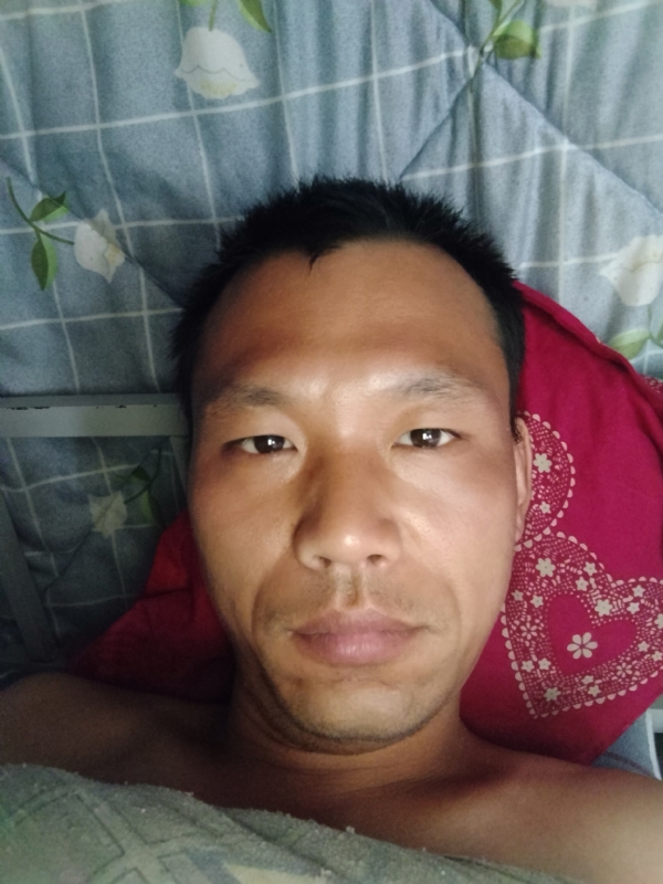 弘扬的第一张照片--孝感相亲服务中心