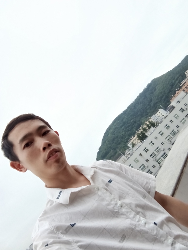 会飞的鱼的第一张照片--孝感相亲服务中心