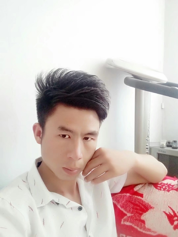 只得一人心的第二张照片--孝感相亲服务中心
