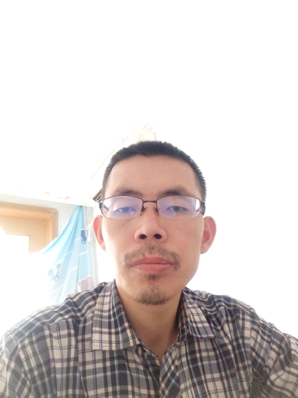 芳华的第一张照片--孝感相亲服务中心