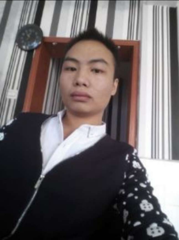阿龙的第一张照片--孝感相亲服务中心