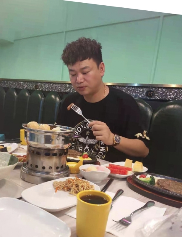 杰的第一张照片--孝感相亲服务中心