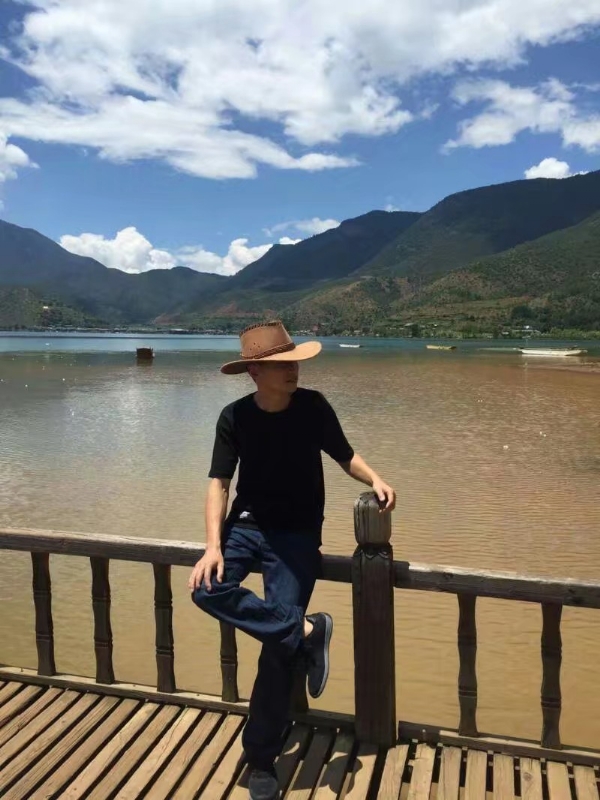 剑胆琴音的第一张照片--孝感相亲服务中心