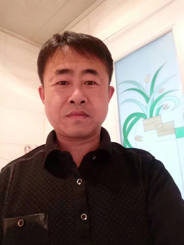 坦率的第一张照片--孝感相亲服务中心