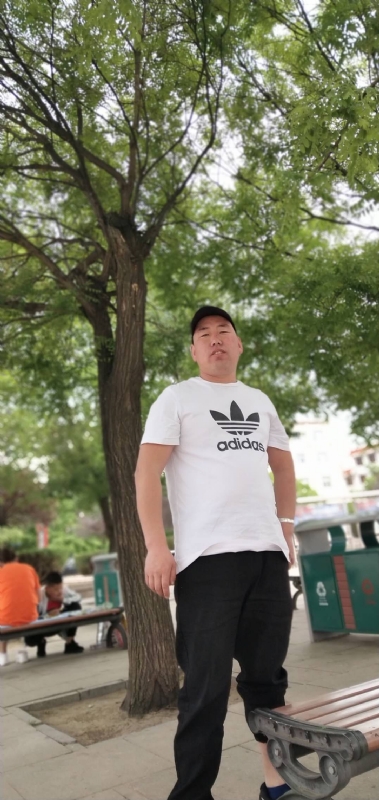 啊包g的第一张照片--孝感相亲服务中心